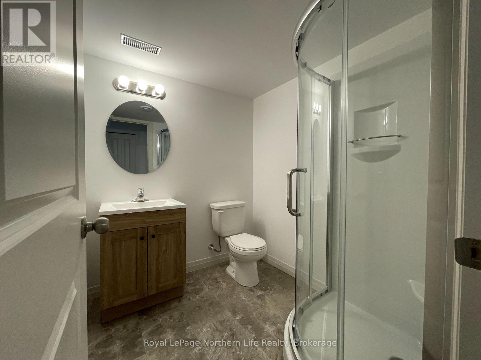 












10 MEADOW WOOD COURT

,
North Bay (Ferris),




Ontario
P1A4L5

