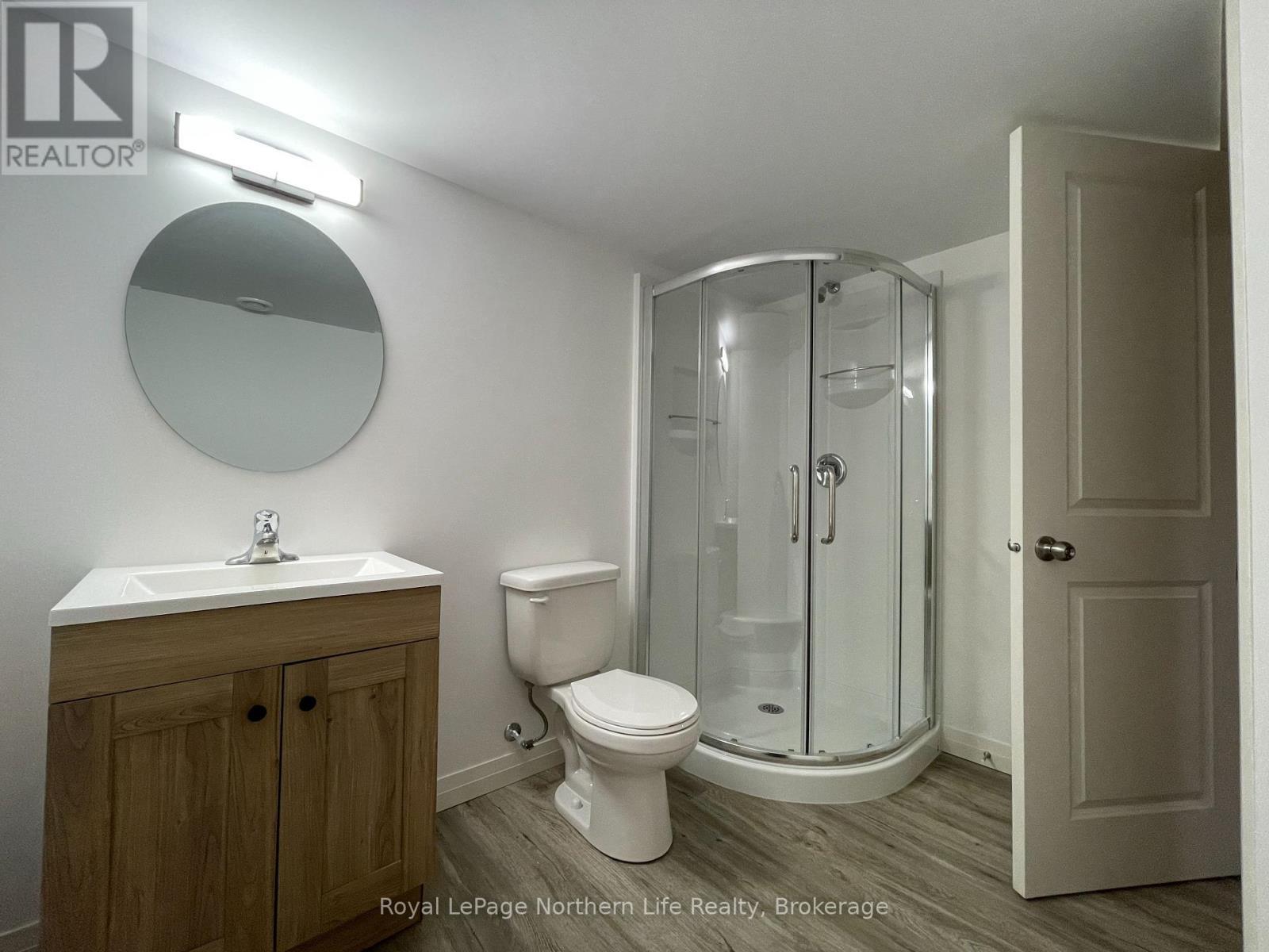 












10 MEADOW WOOD COURT

,
North Bay (Ferris),




Ontario
P1A4L5

