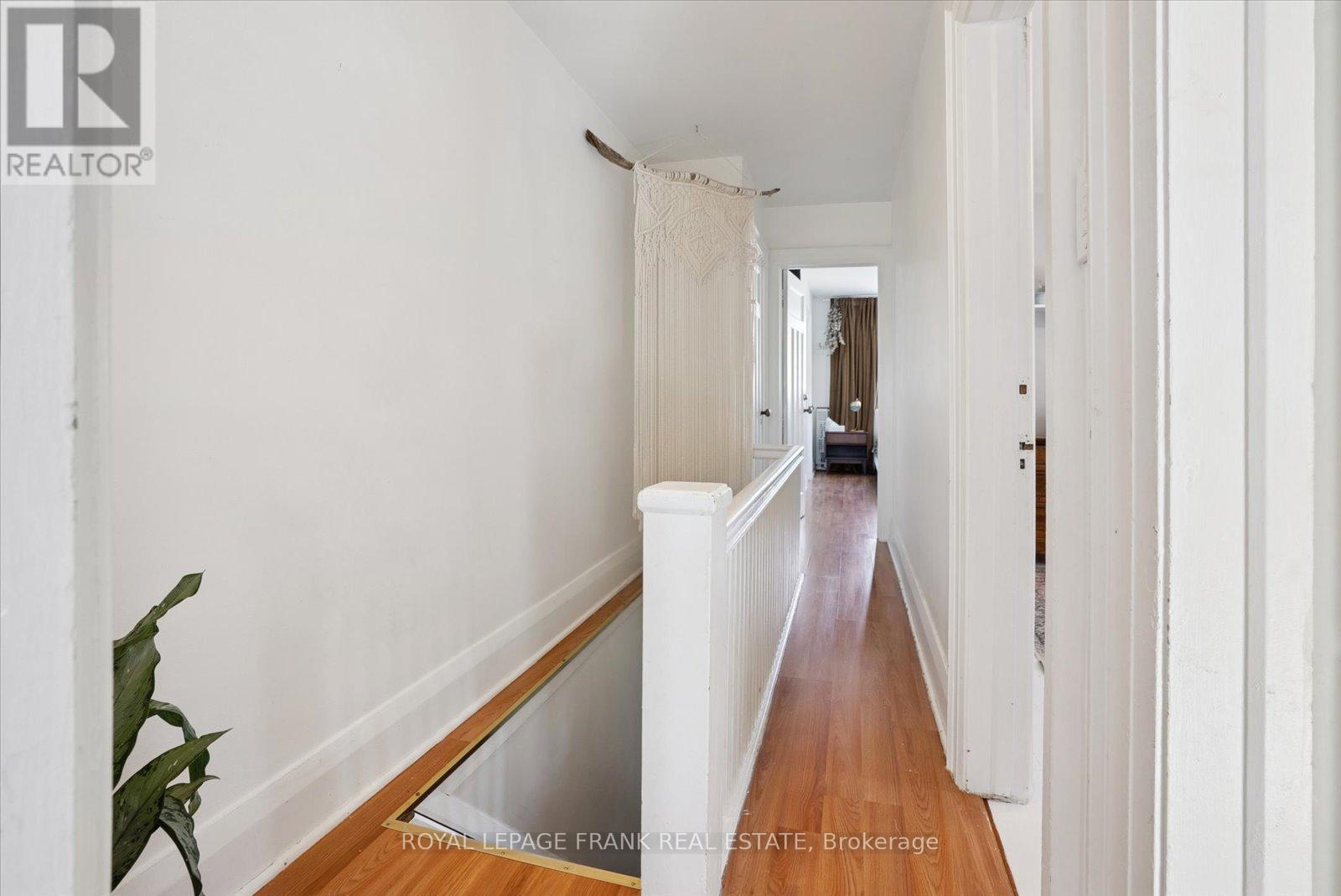 












108 GREENWOOD AVENUE

,
Toronto (South Riverdale),




Ontario
M4L2P6

