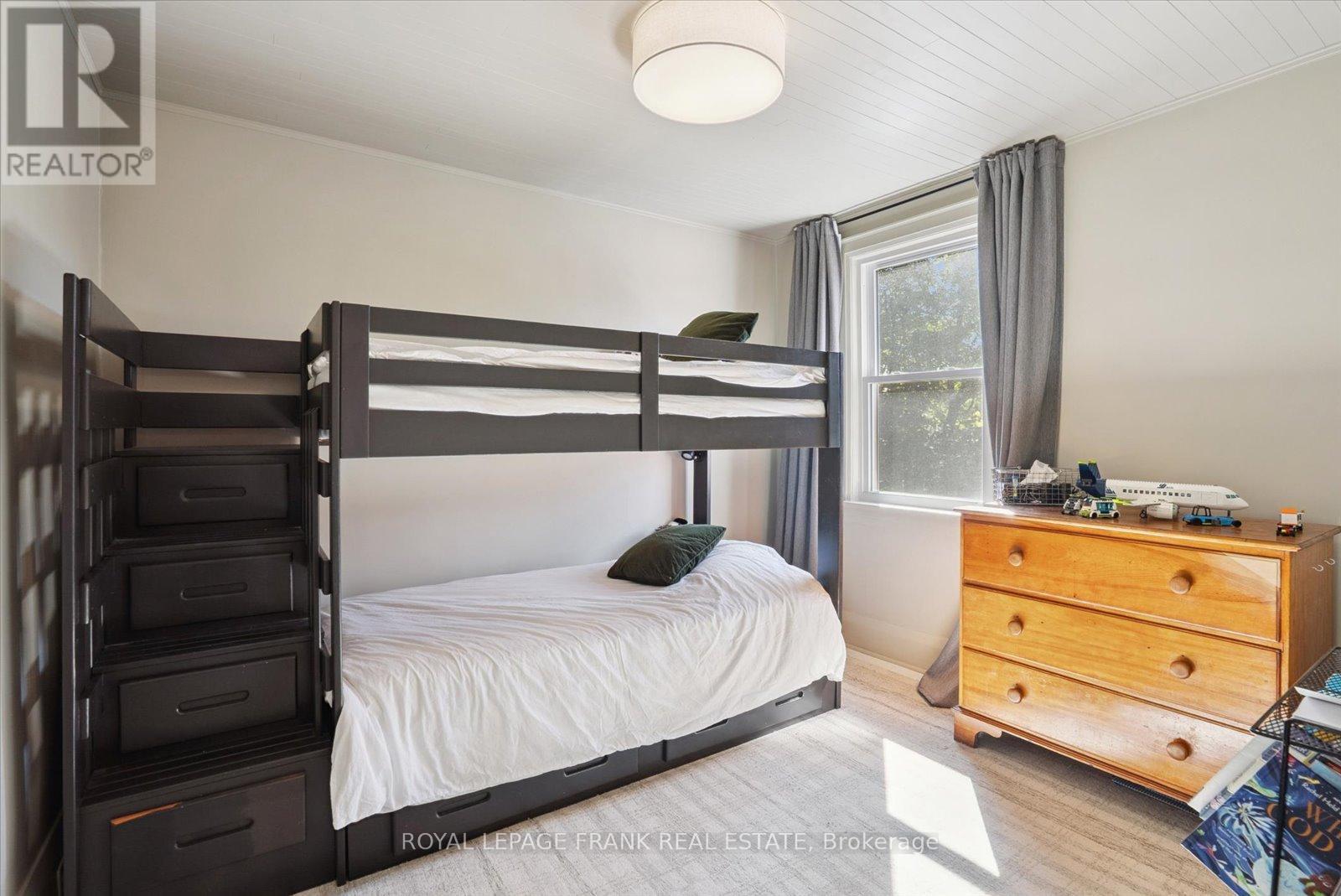 












108 GREENWOOD AVENUE

,
Toronto (South Riverdale),




Ontario
M4L2P6

