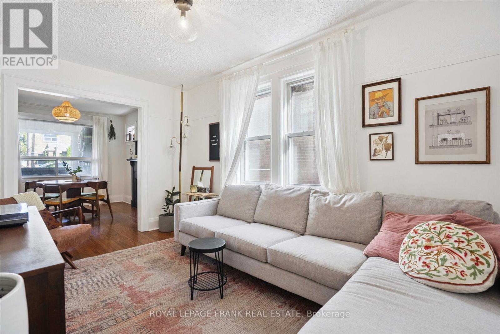 












108 GREENWOOD AVENUE

,
Toronto (South Riverdale),




Ontario
M4L2P6

