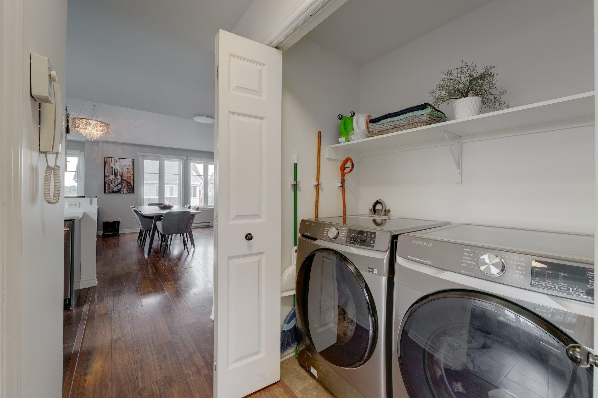 









3764


Boul. Gareau

,
Longueuil (Saint-Hubert),




QC
J3Y0M1

