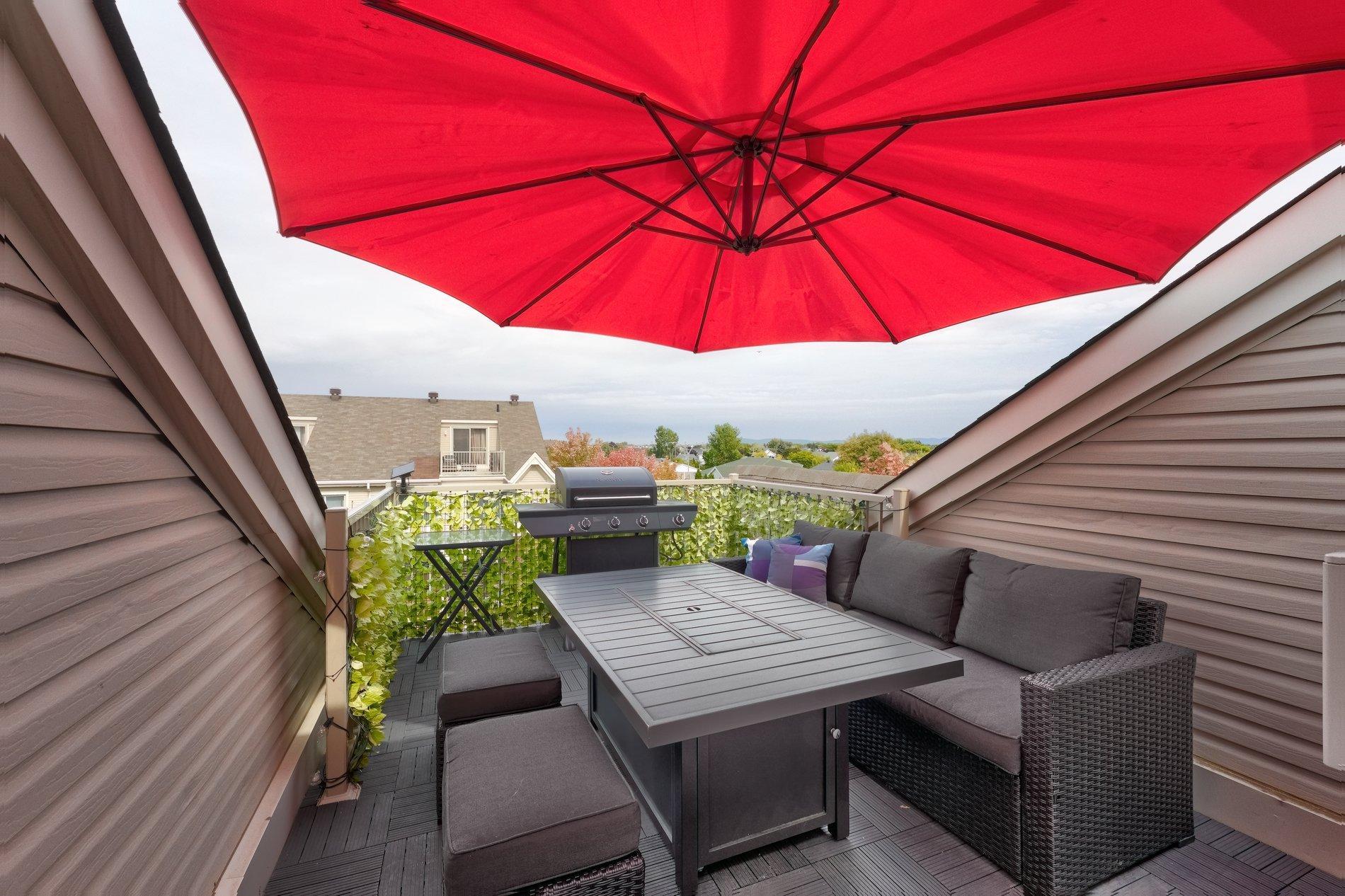 









3764


Boul. Gareau

,
Longueuil (Saint-Hubert),




QC
J3Y0M1

