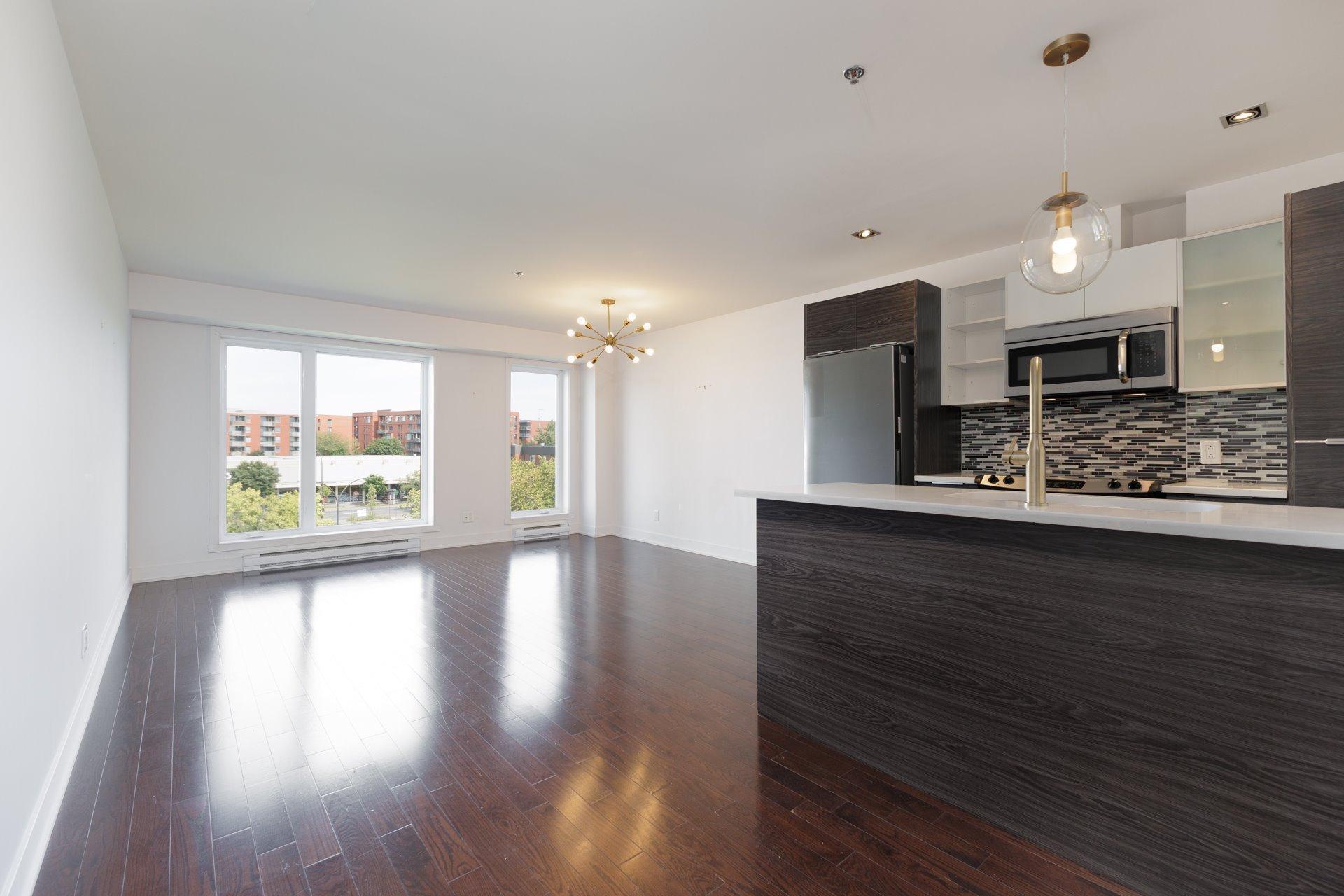 









3300


Boul. Cavendish

, 603,
Montréal (Côte-des-Neiges/Notre-Dame-de-Grâce),




QC
H4B2M8

