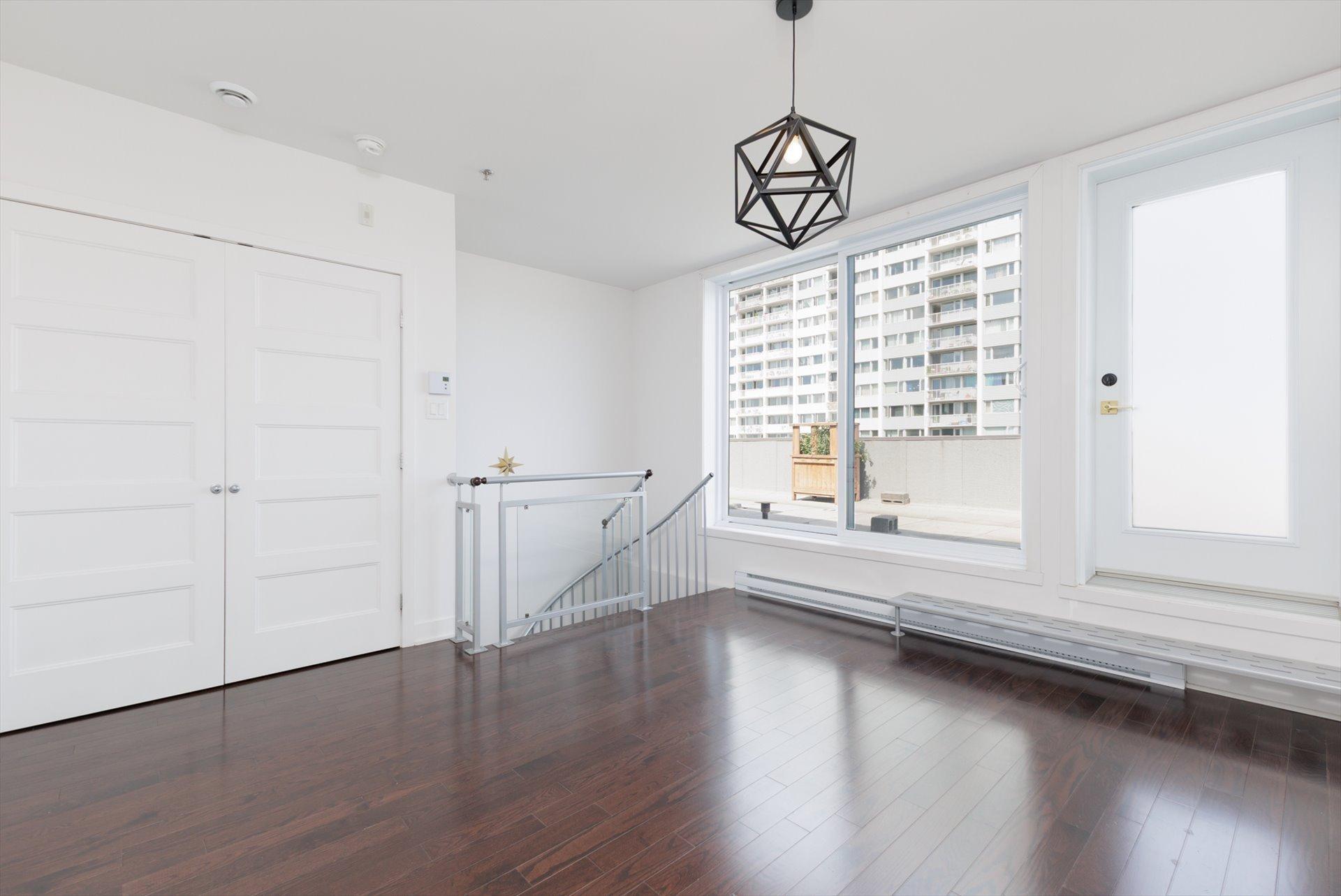 









3300


Boul. Cavendish

, 603,
Montréal (Côte-des-Neiges/Notre-Dame-de-Grâce),




QC
H4B2M8

