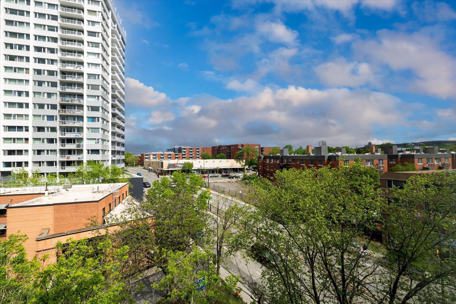 









3300


Boul. Cavendish

, 603,
Montréal (Côte-des-Neiges/Notre-Dame-de-Grâce),




QC
H4B2M8

