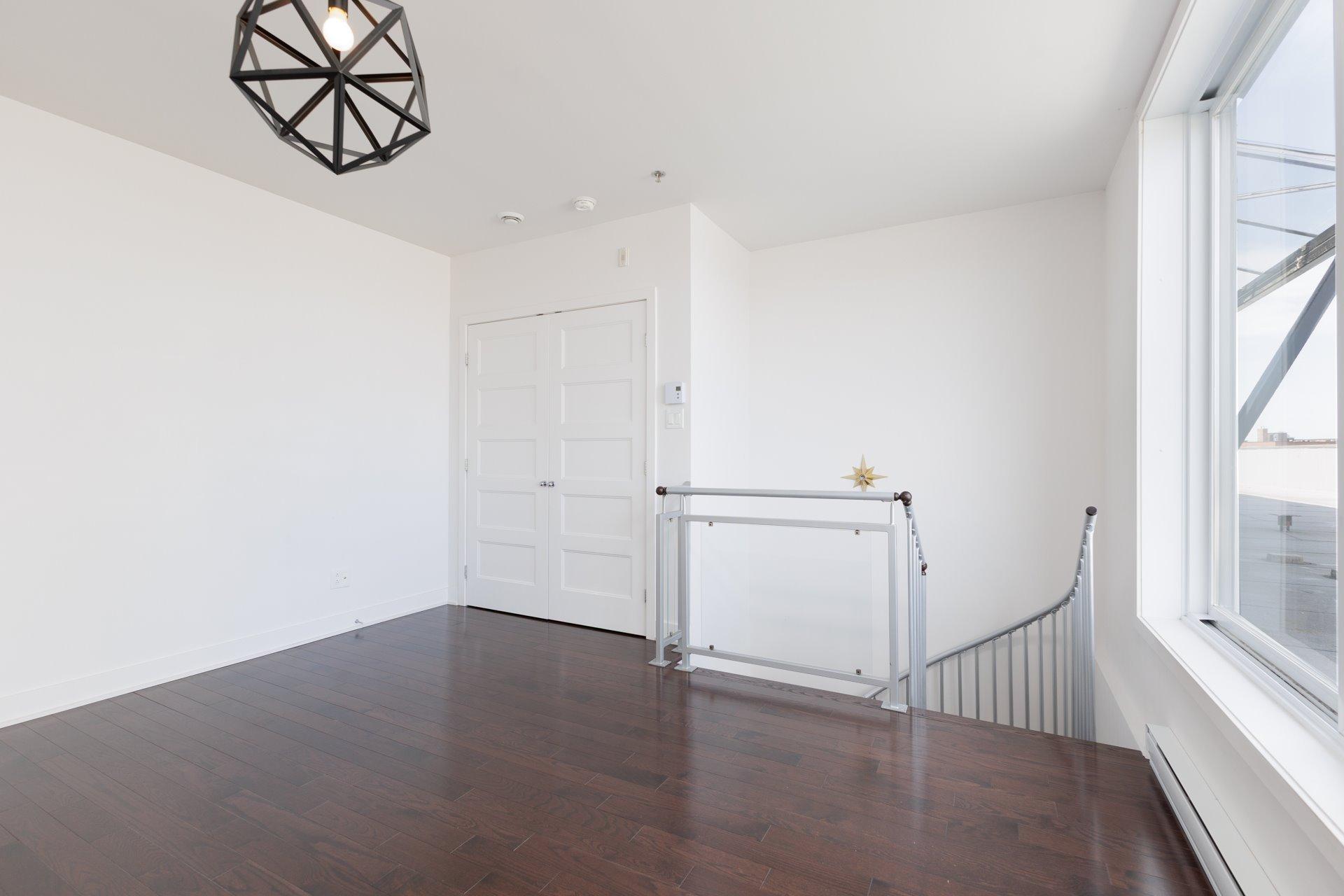 









3300


Boul. Cavendish

, 603,
Montréal (Côte-des-Neiges/Notre-Dame-de-Grâce),




QC
H4B2M8

