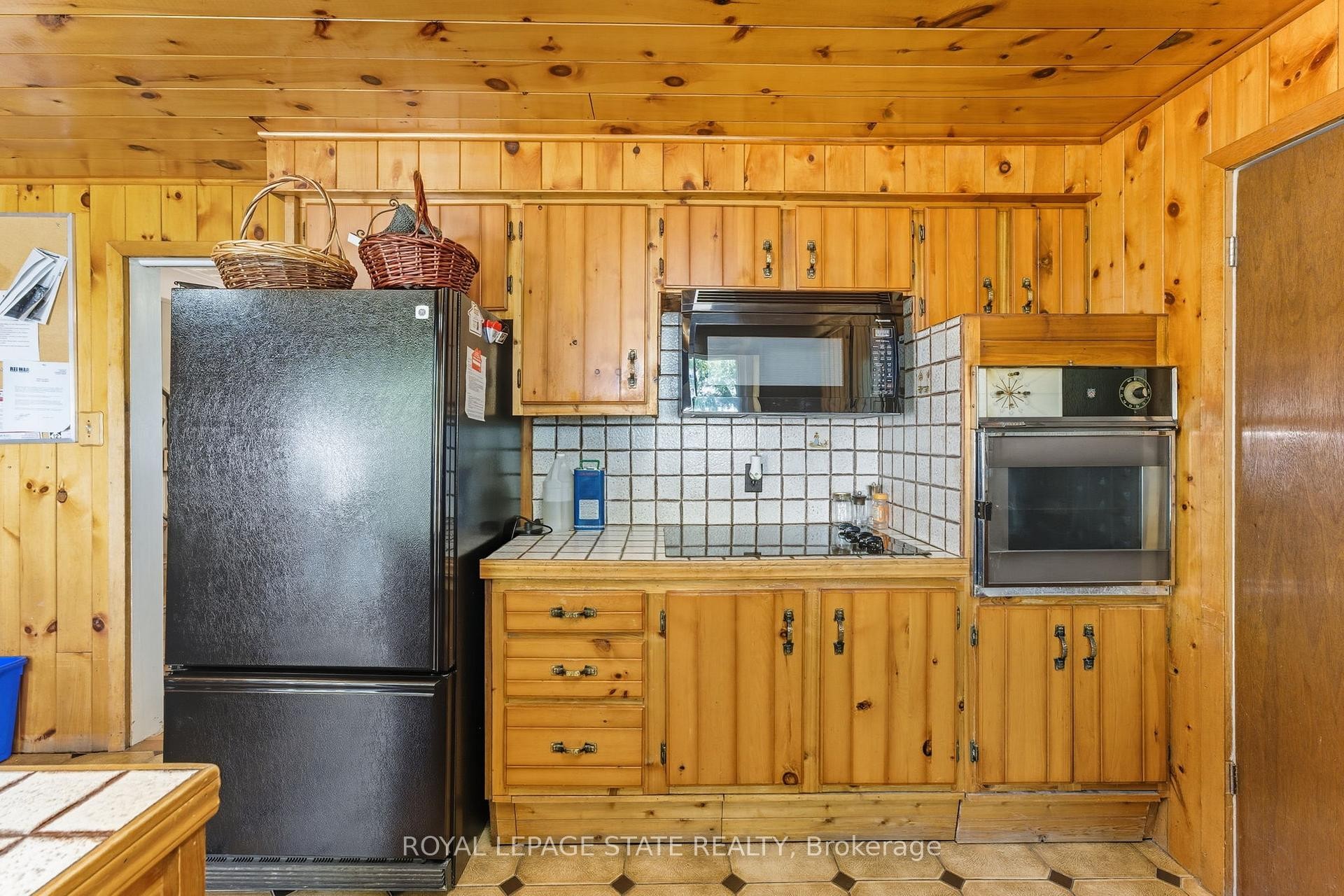 









328


Trinity Church

Road,
Hamilton,




ON
L0R 1P0

