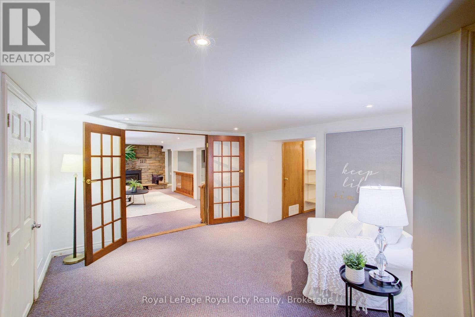 












330 SOUTH RIVER ROAD

,
Centre Wellington (Elora/Salem),




Ontario
N0B1S0

