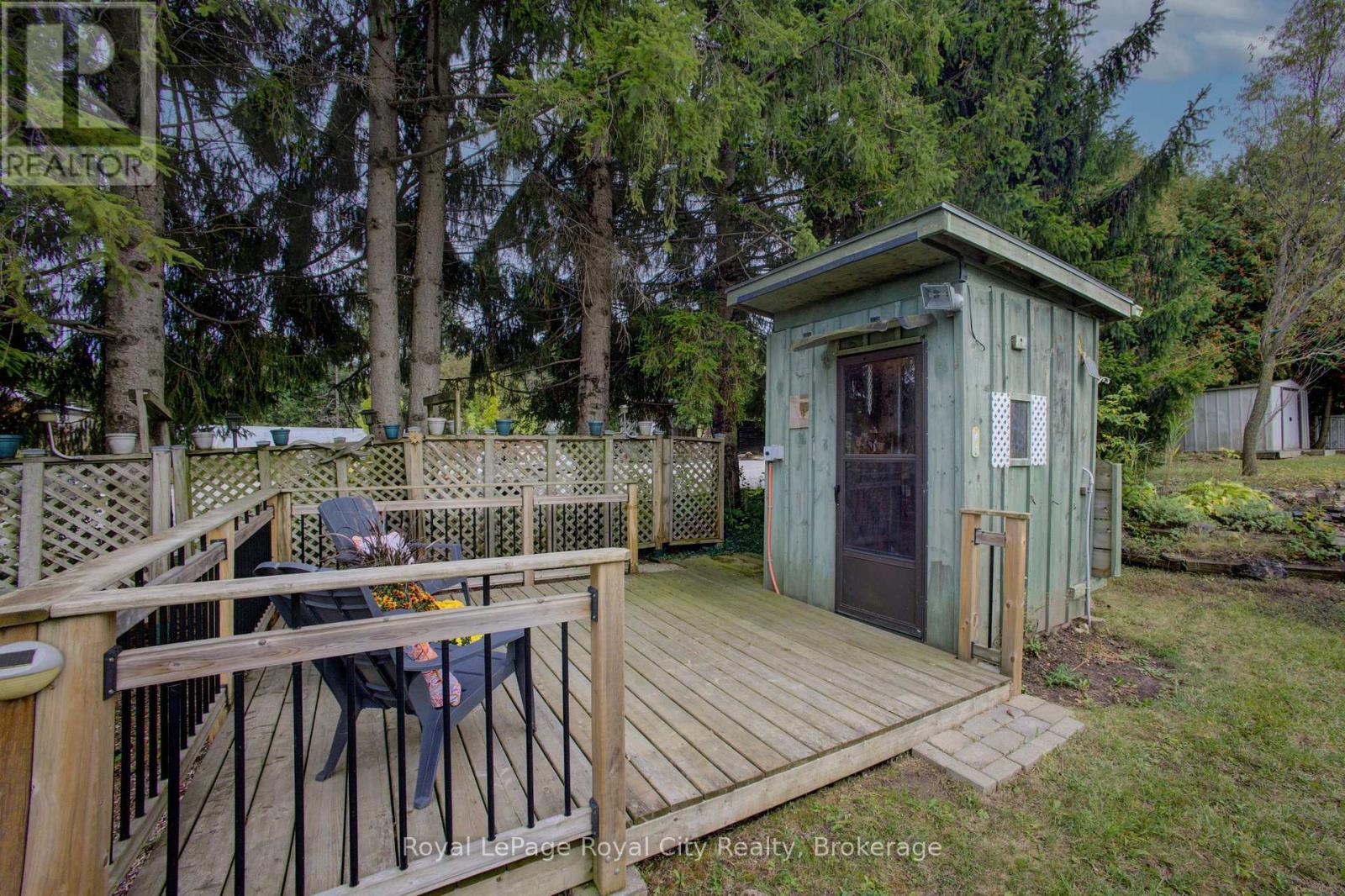 












330 SOUTH RIVER ROAD

,
Centre Wellington (Elora/Salem),




Ontario
N0B1S0

