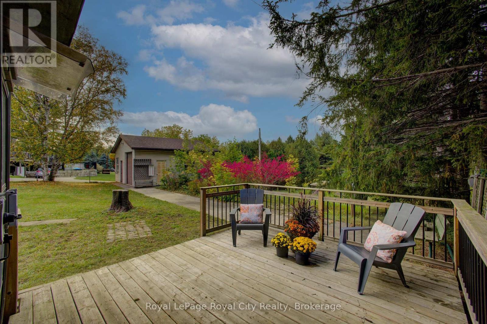 












330 SOUTH RIVER ROAD

,
Centre Wellington (Elora/Salem),




Ontario
N0B1S0

