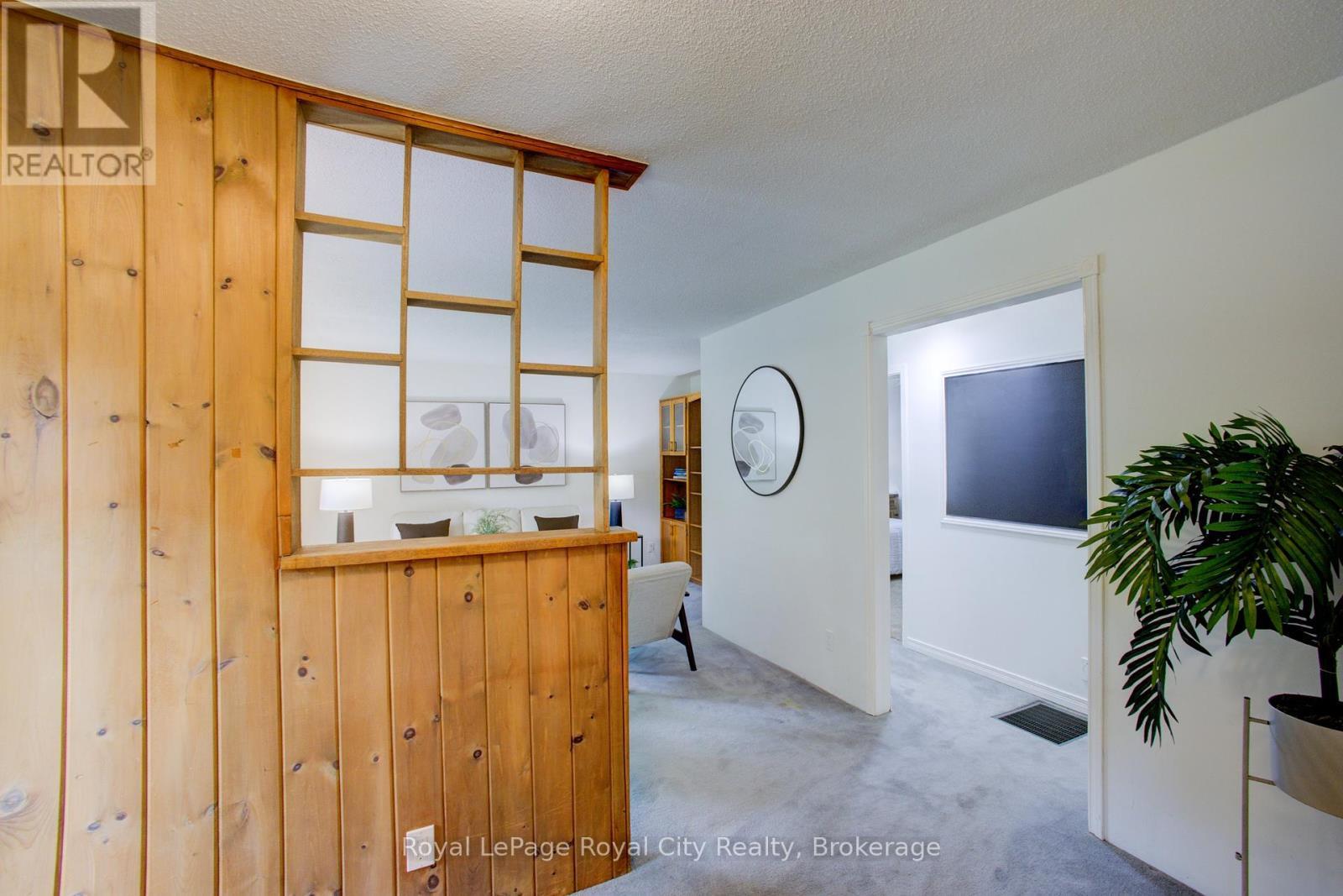 












330 SOUTH RIVER ROAD

,
Centre Wellington (Elora/Salem),




Ontario
N0B1S0

