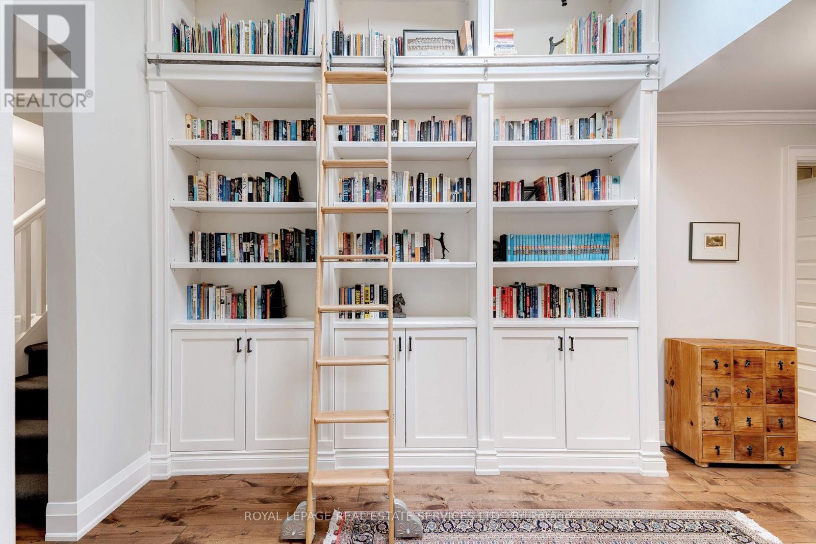 












938 MEADOW WOOD ROAD

,
Mississauga,




Ontario
L5J2S6

