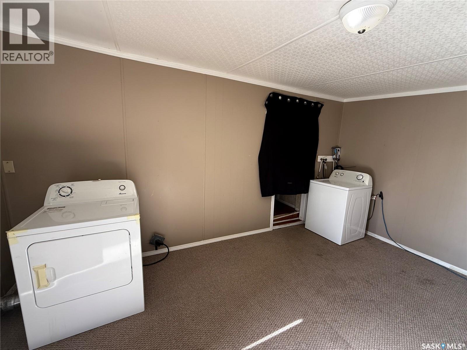 












36 Heritage ESTATES

,
Kindersley,




Saskatchewan
S0L1S0

