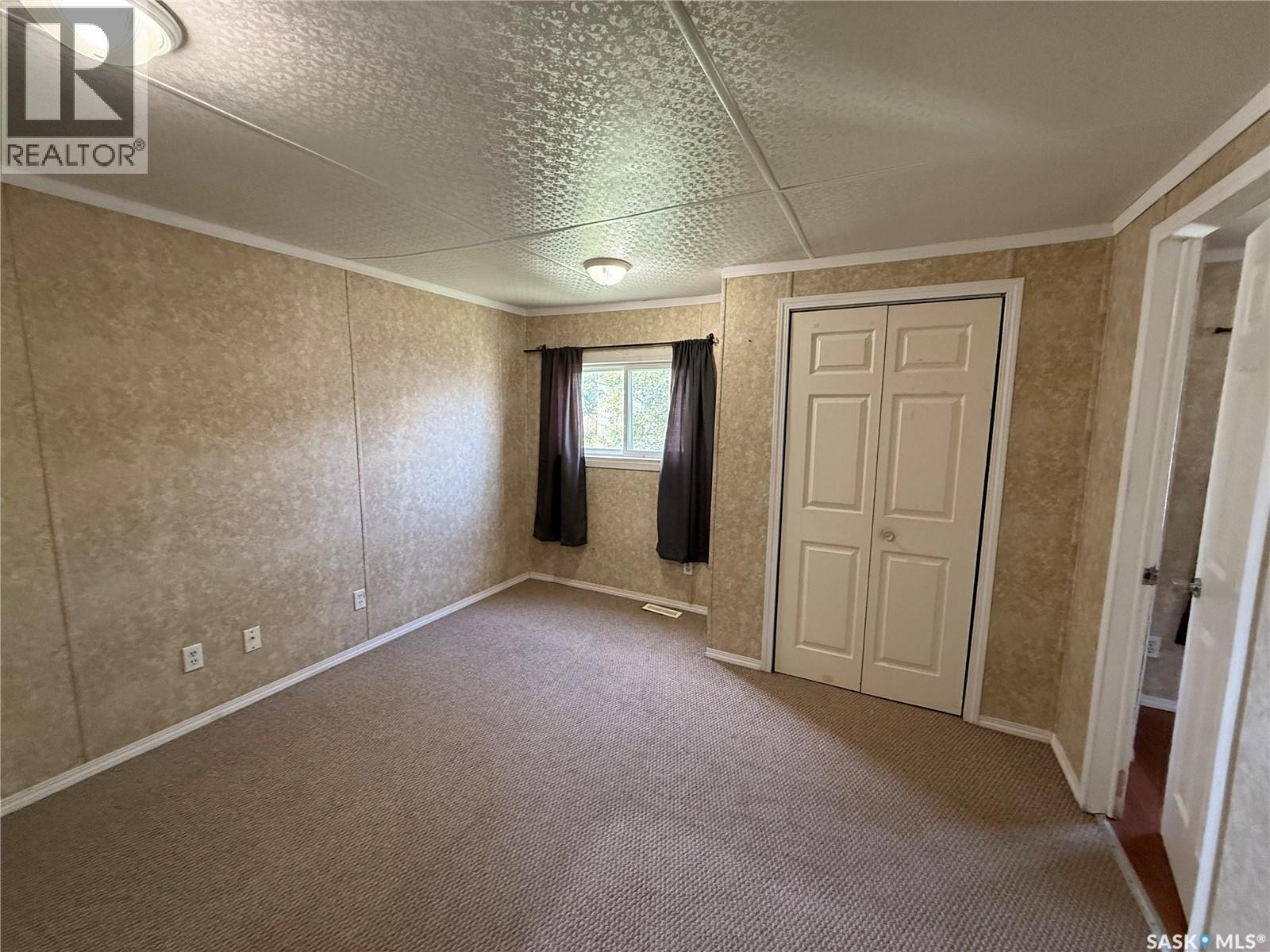 












36 Heritage ESTATES

,
Kindersley,




Saskatchewan
S0L1S0

