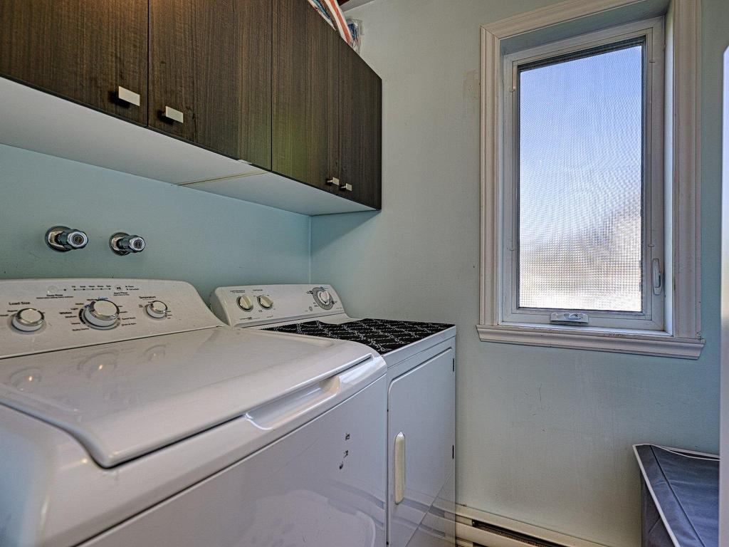 









3606

 - 3608


Rue Émilienne-Dubé

,
Rock Forest/Saint-Élie/Deauville (Sherbrooke),




QC
J1N0S1

