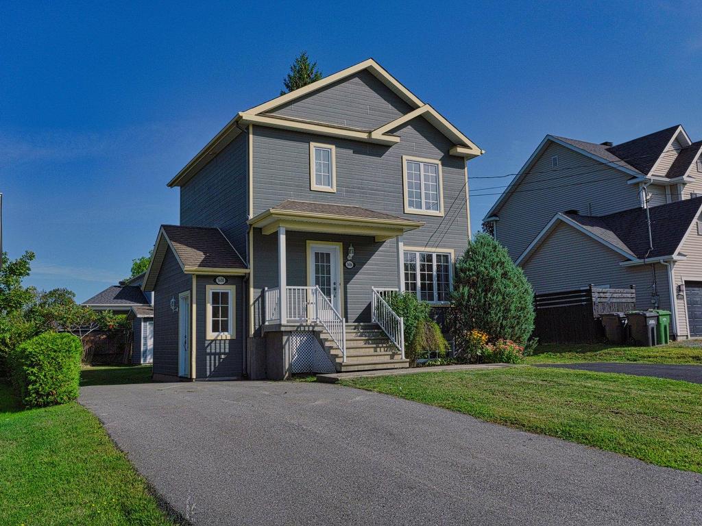 









3606

 - 3608


Rue Émilienne-Dubé

,
Rock Forest/Saint-Élie/Deauville (Sherbrooke),




QC
J1N0S1

