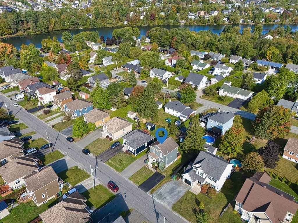 









3606

 - 3608


Rue Émilienne-Dubé

,
Rock Forest/Saint-Élie/Deauville (Sherbrooke),




QC
J1N0S1

