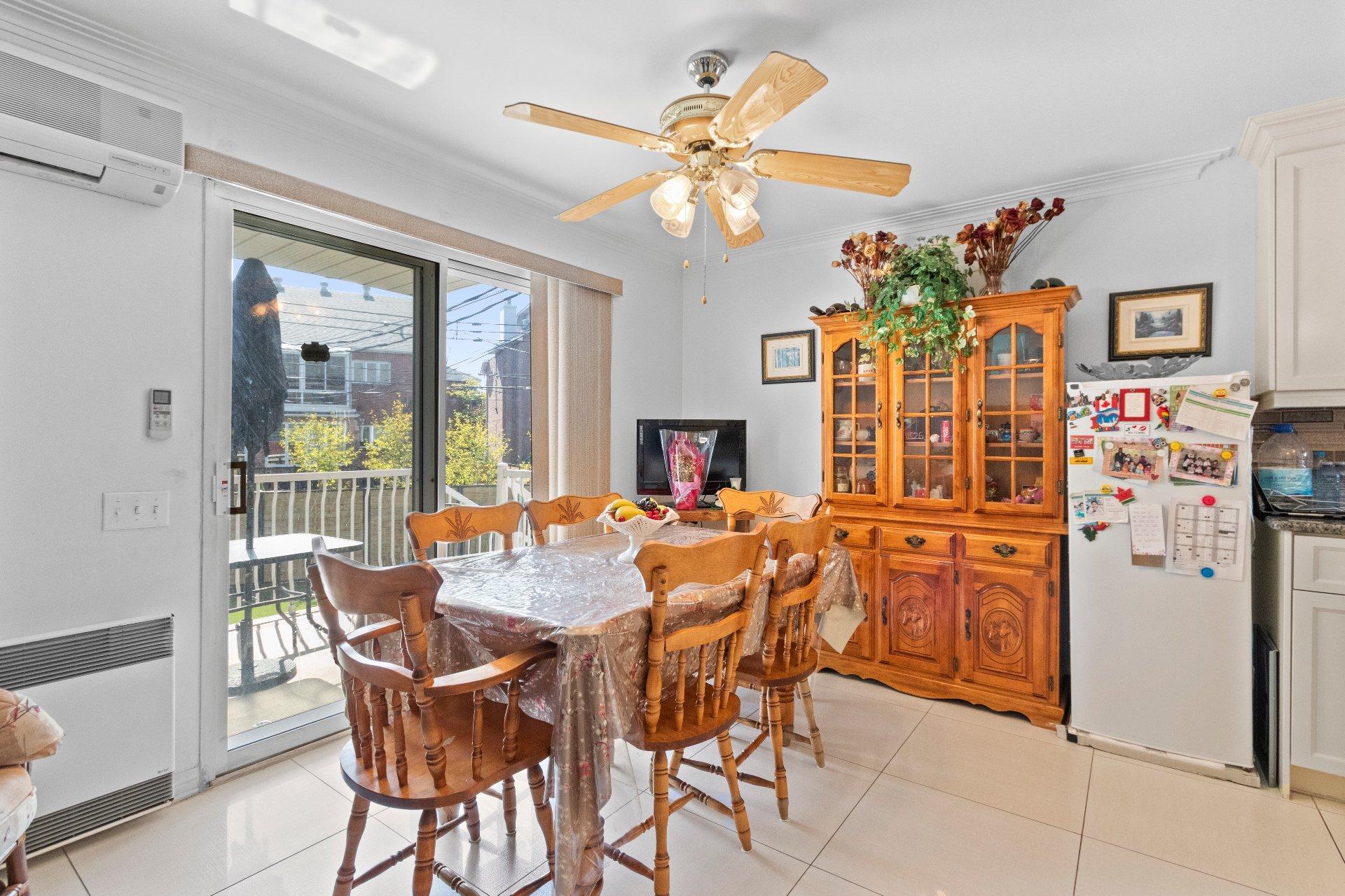 









1004


Rue Thierry

,
Montréal (LaSalle),




QC
H8N2Y6

