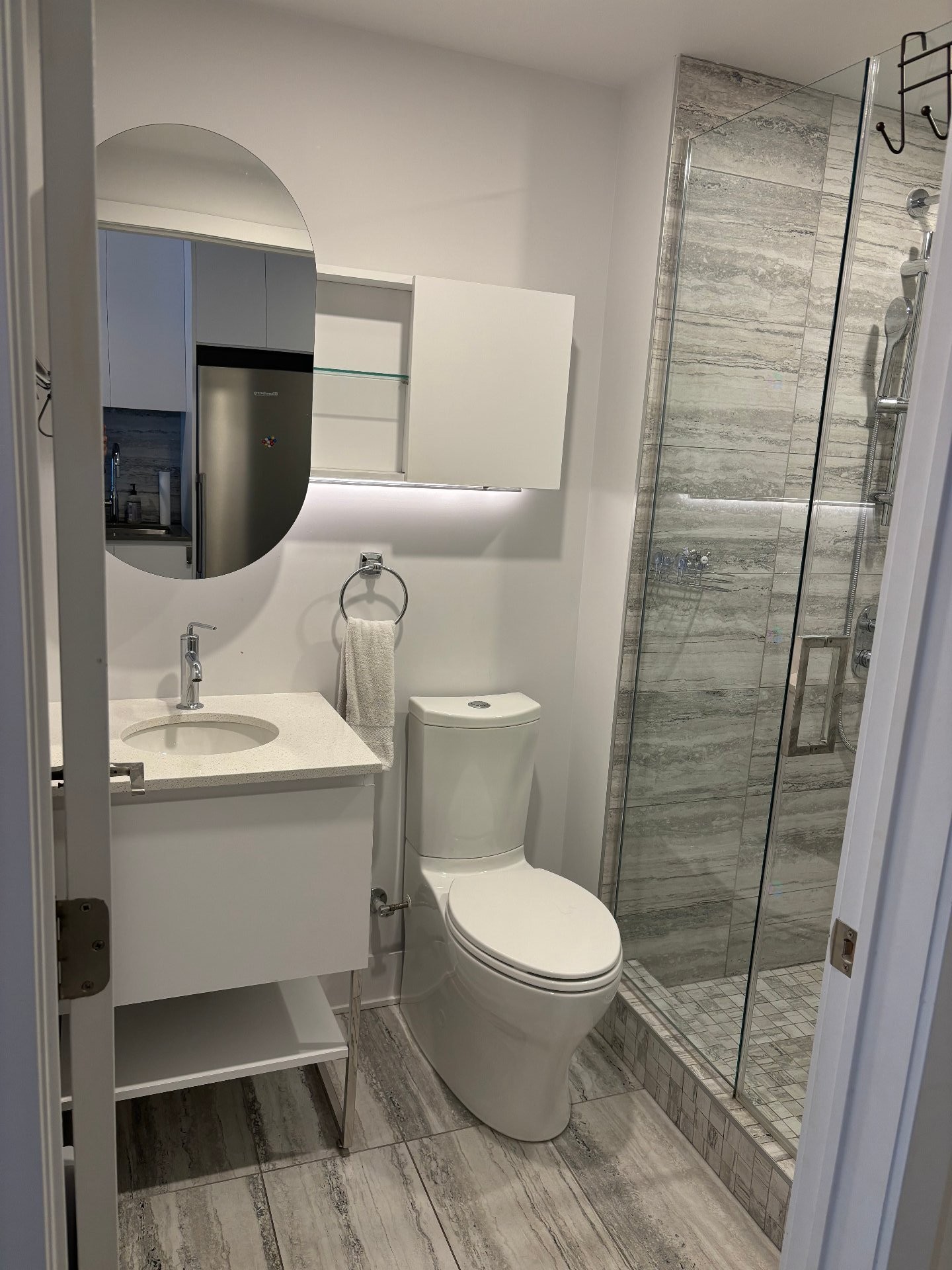 









2320


Rue Tupper

, 604,
Montréal (Ville-Marie),




QC
H3H0B8

