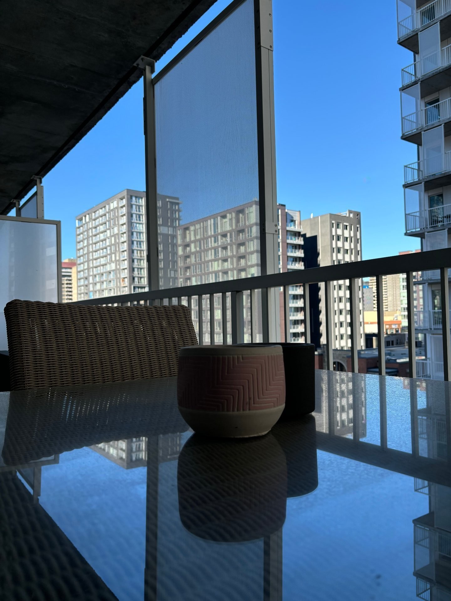 









2320


Rue Tupper

, 604,
Montréal (Ville-Marie),




QC
H3H0B8

