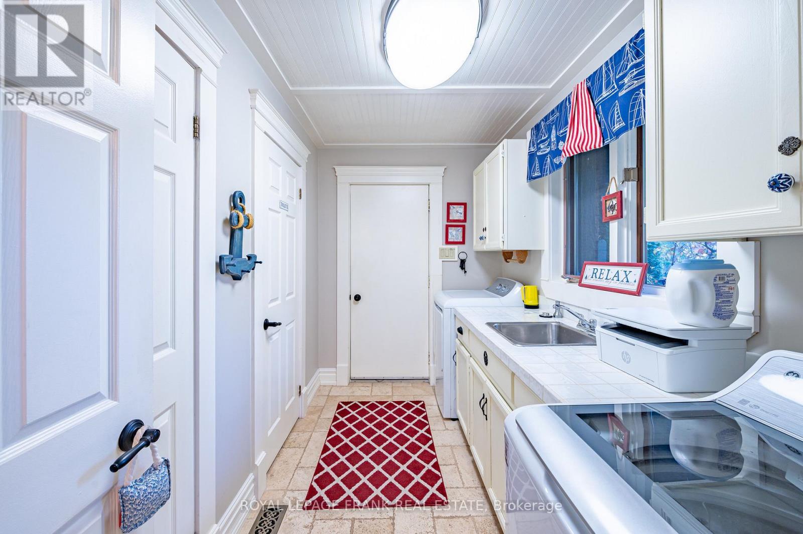 












1187 LAKEHURST ROAD

,
Trent Lakes,




Ontario
K0L1J0

