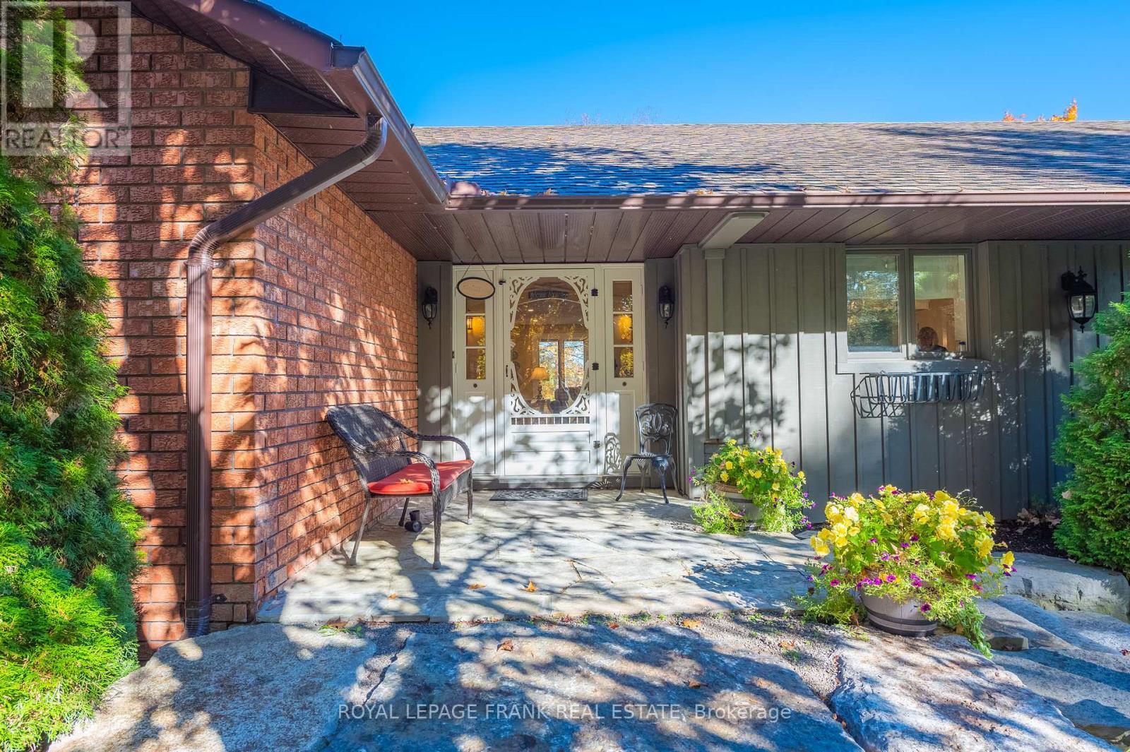 












1187 LAKEHURST ROAD

,
Trent Lakes,




Ontario
K0L1J0

