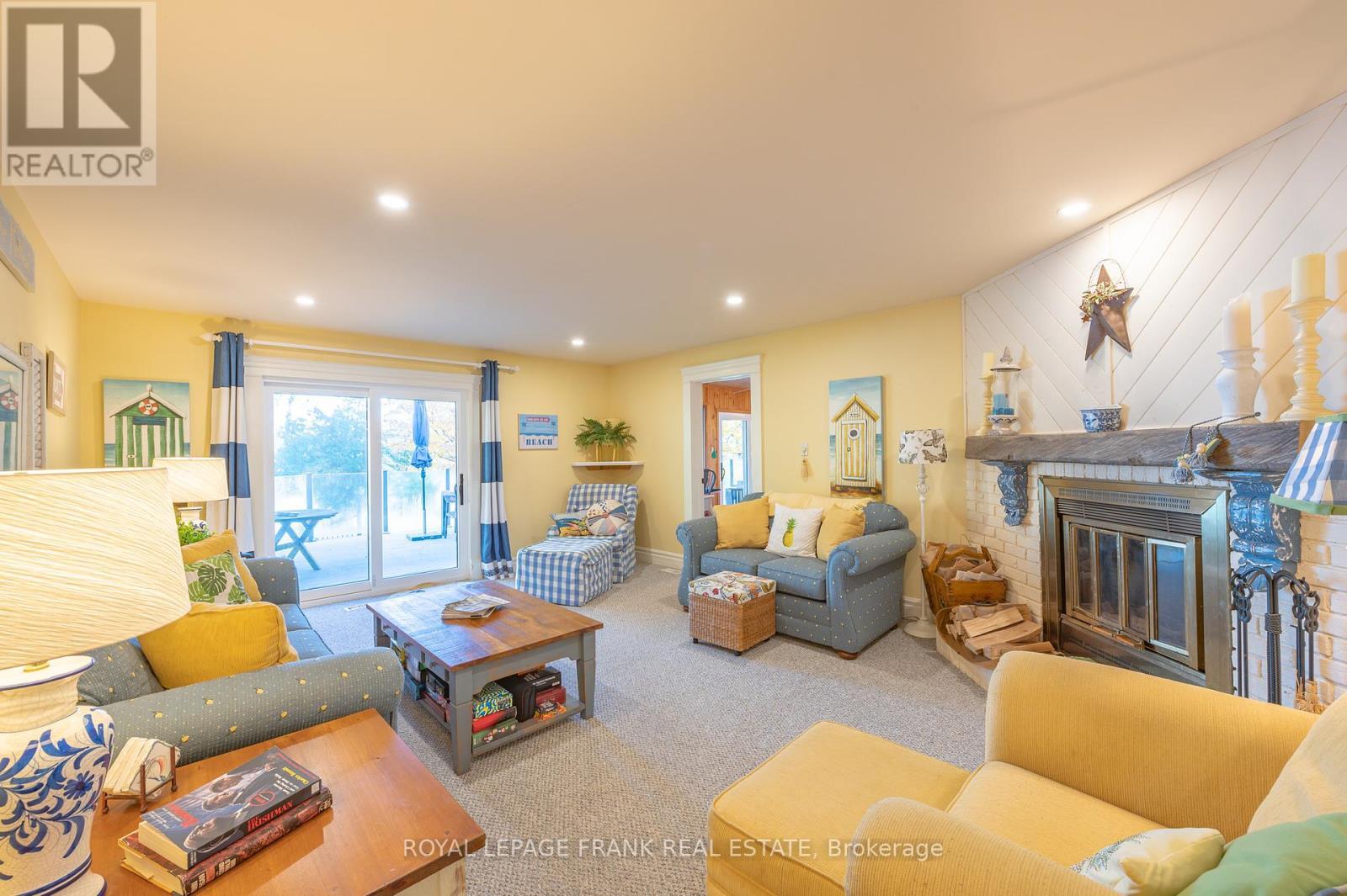 












1187 LAKEHURST ROAD

,
Trent Lakes,




Ontario
K0L1J0


