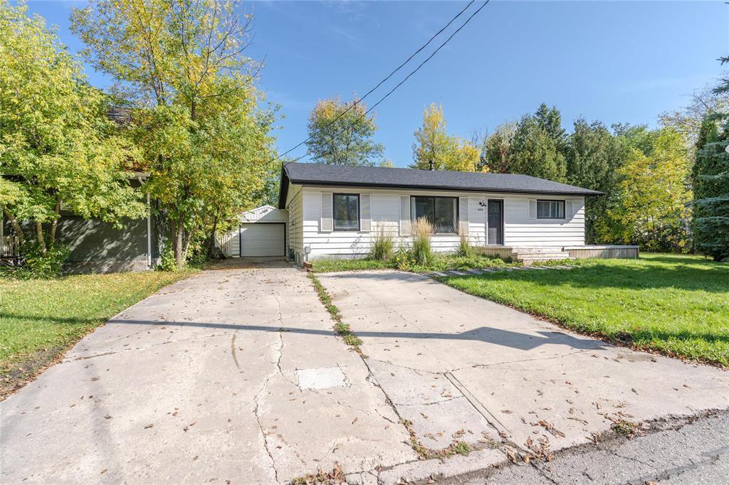 












449 First Street

,
Steinbach,




Manitoba
R5G0L7

