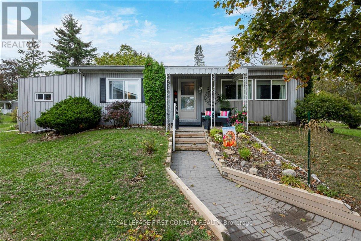 












5 BROADWAY AVENUE

,
Innisfil,




Ontario
L9S1M9

