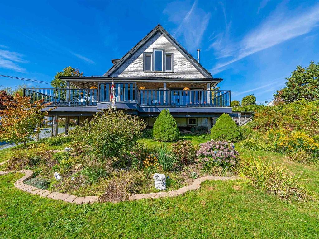 












687 Ketch Harbour Road

,
Portuguese Cove,




NS
B3V 1K2

