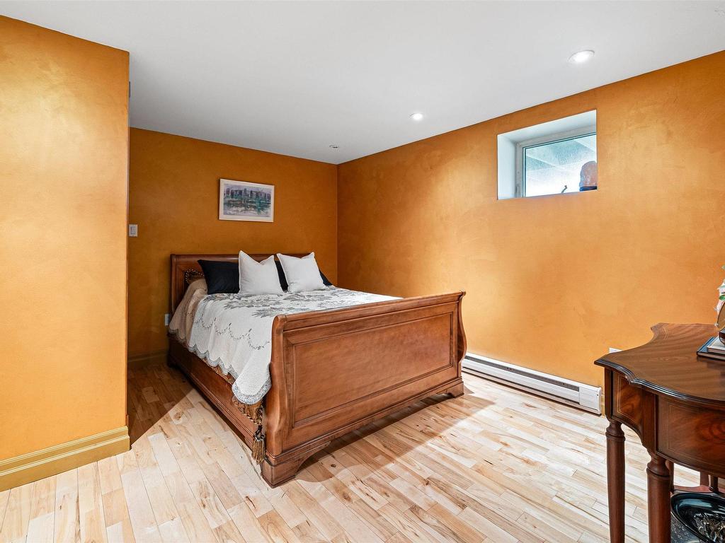 












687 Ketch Harbour Road

,
Portuguese Cove,




NS
B3V 1K2

