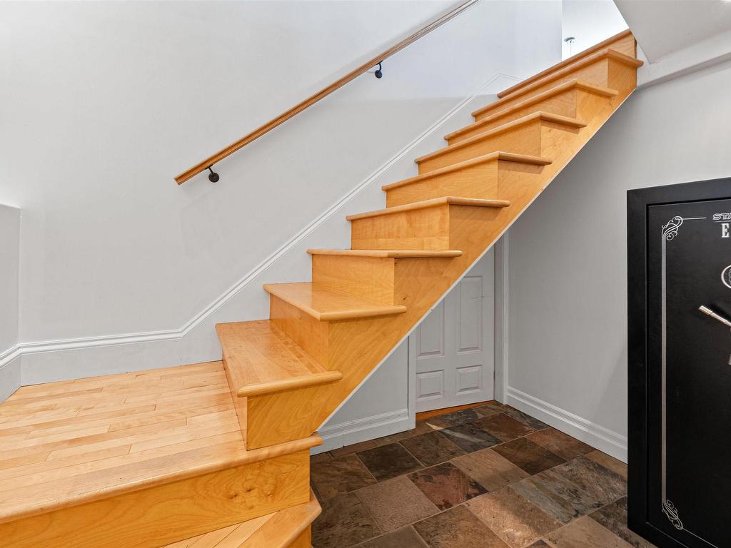 












687 Ketch Harbour Road

,
Portuguese Cove,




NS
B3V 1K2

