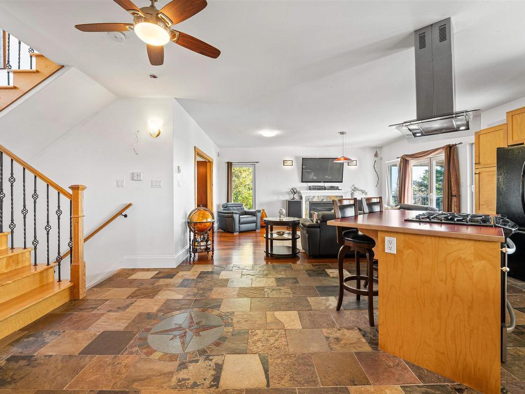 












687 Ketch Harbour Road

,
Portuguese Cove,




NS
B3V 1K2

