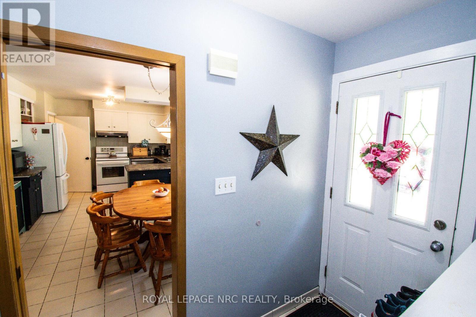 












73 LOCKVIEW CRESCENT

,
St. Catharines (Bunting/Linwell),




Ontario
L2M2T6

