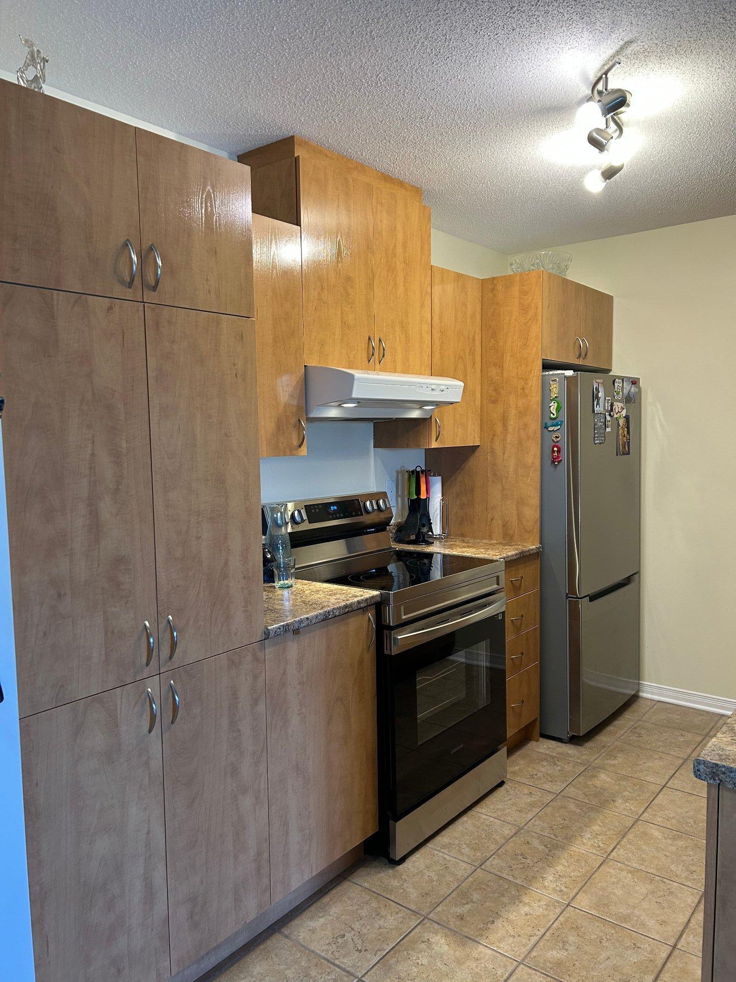 









525


Boul. de la Gappe

, 409,
Gatineau (Gatineau),




QC
J8T8R9

