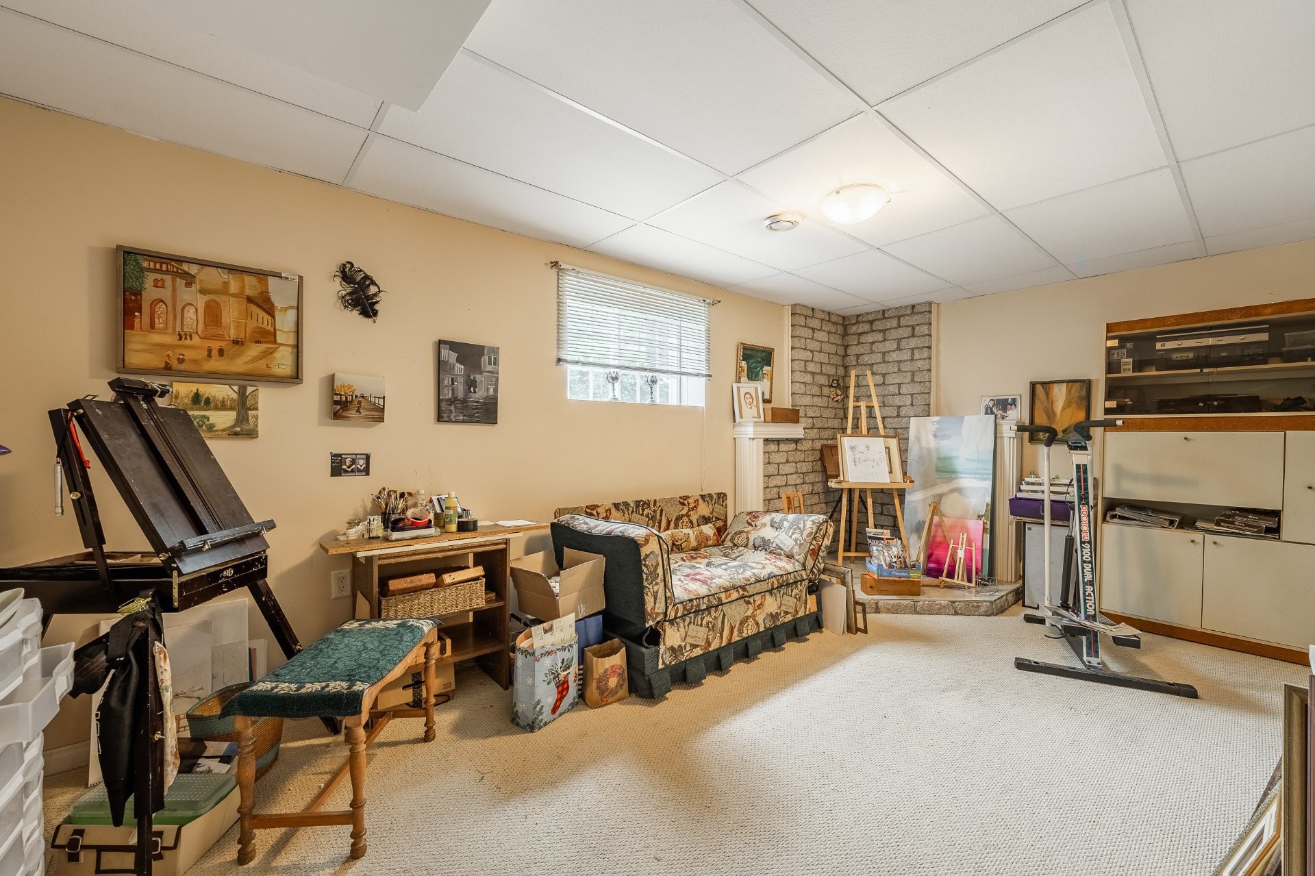 









943


Rue de la Roche

,
Granby,




QC
J2J2H9

