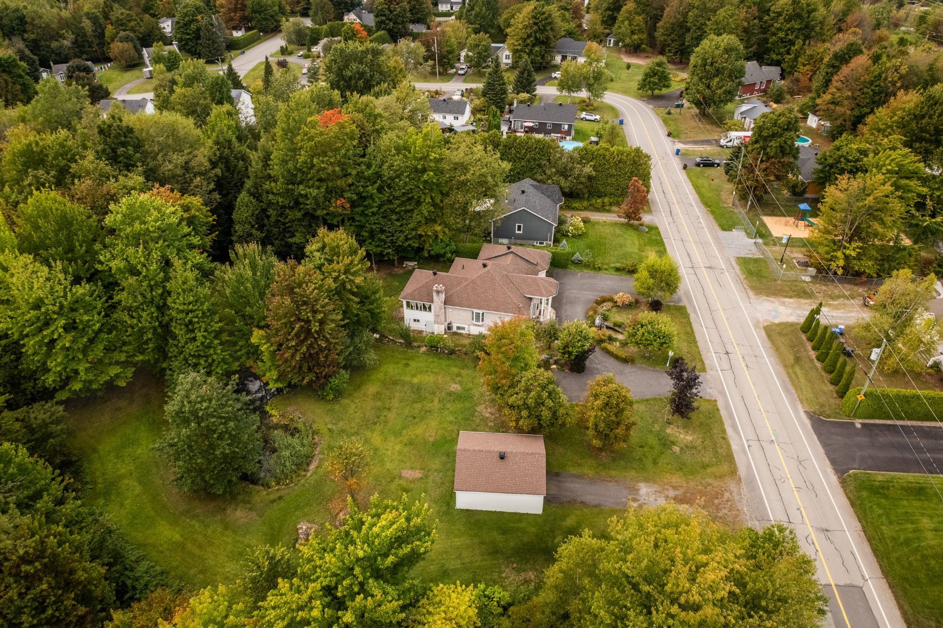 









943


Rue de la Roche

,
Granby,




QC
J2J2H9

