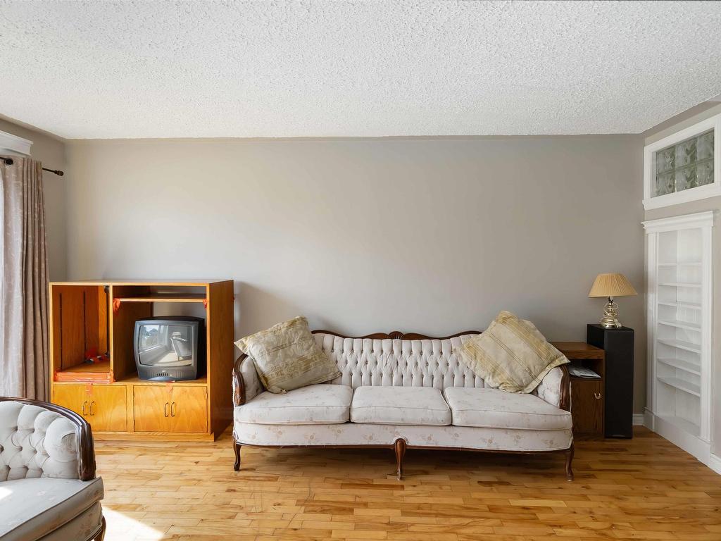 












123B Adelaide Avenue

,
Halifax,




NS
B3N 2P1

