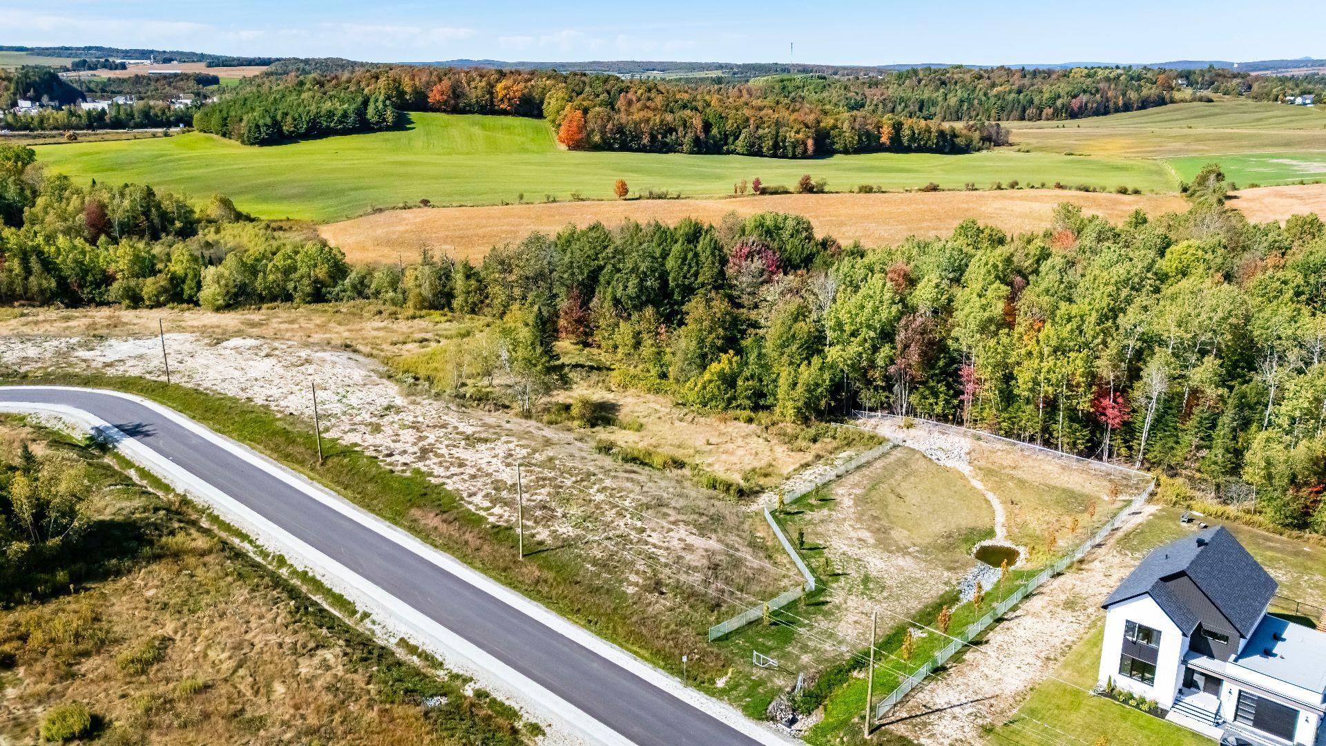 












Rue Étienne-Desmarteau

,
Sherbrooke (Brompton/Rock Forest/Saint-Élie/Deauville),







QC
J1C0X5

