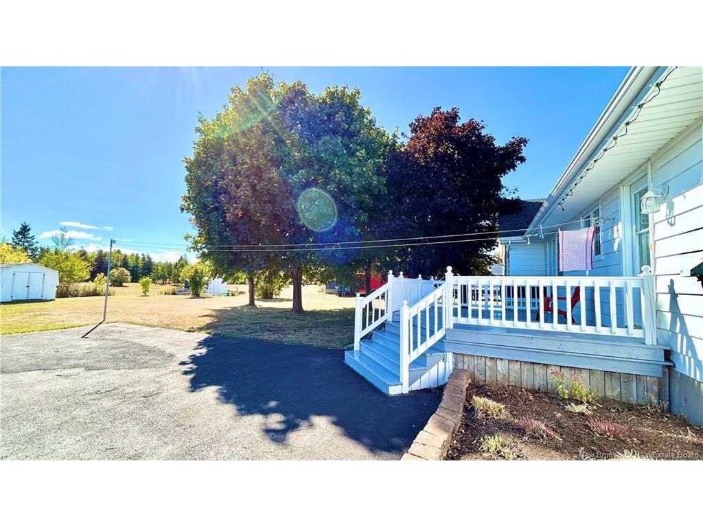 









312


St-Pierre E

BLVD,
Caraquet,




NB
E1W 1B4

