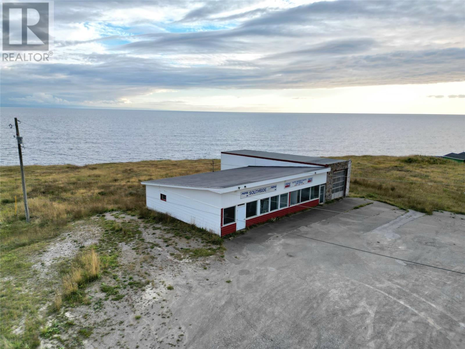 












37-39 Felix Cove Drive

,
Felix Cove,




Newfoundland & Labrador
A0N1T0

