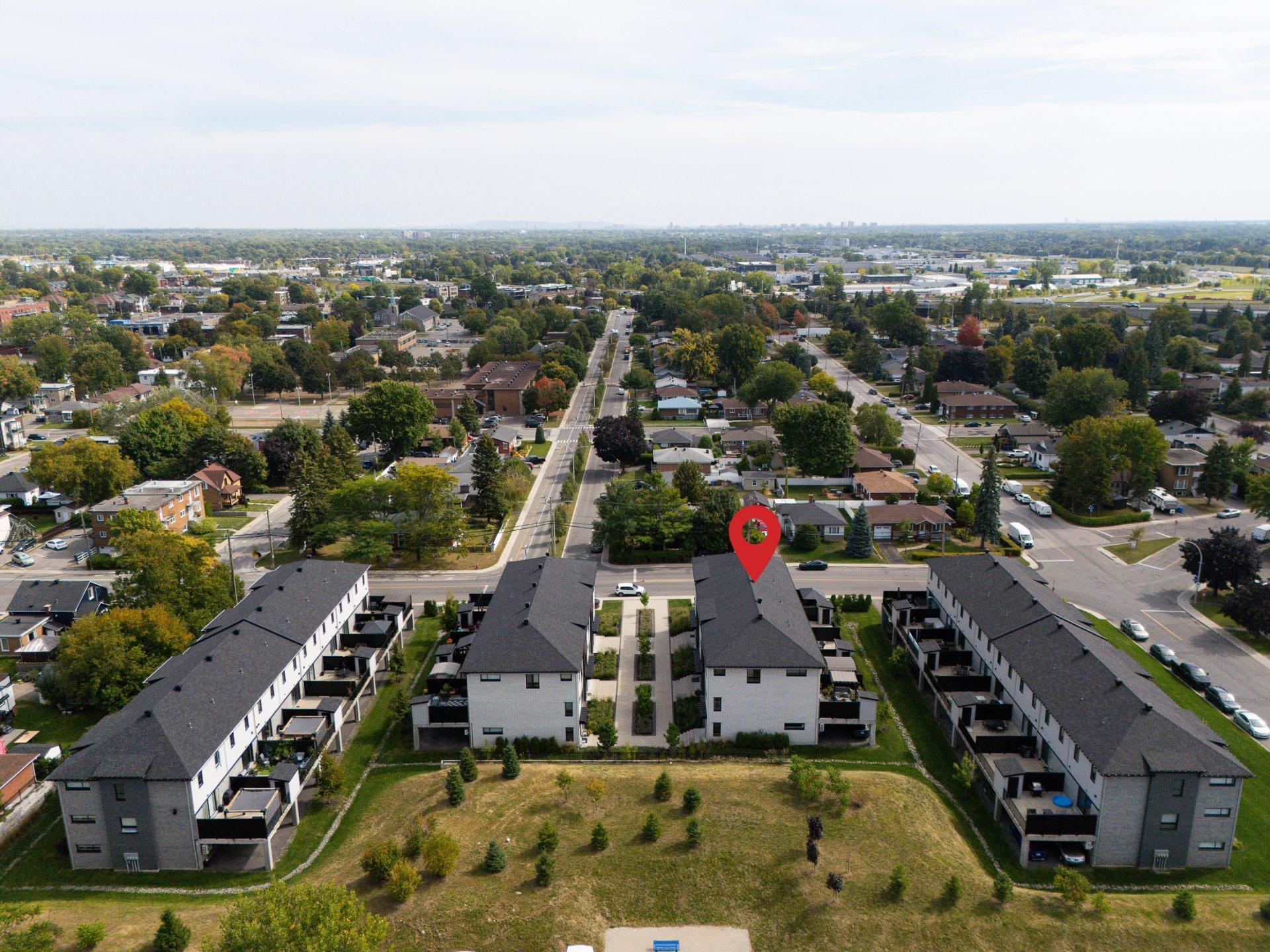 









50Z


Rue Napoléon

, 2,
Sainte-Thérèse,




QC
J7E1H6

