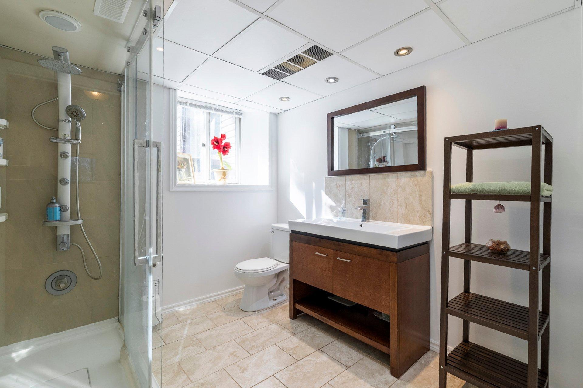 









53


Rue Chartres

,
Dollard-des-Ormeaux,




QC
H9A1J6

