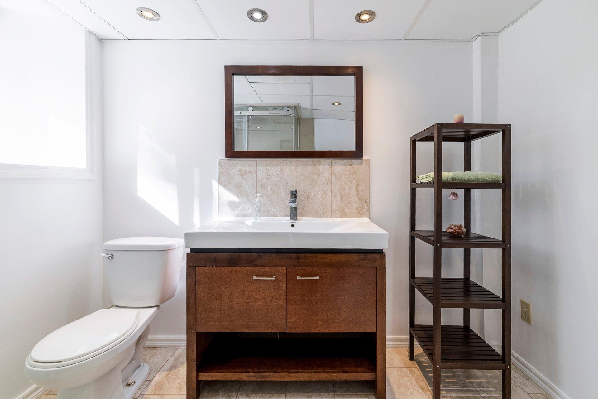 









53


Rue Chartres

,
Dollard-des-Ormeaux,




QC
H9A1J6

