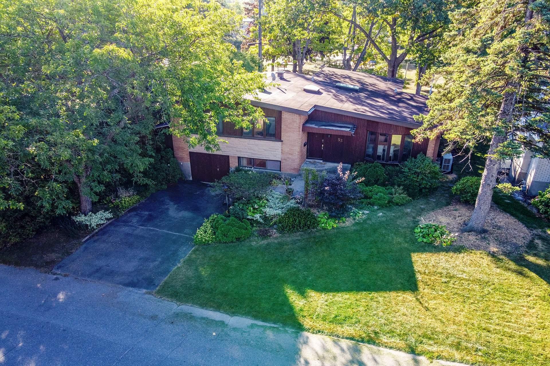 









53


Rue Chartres

,
Dollard-des-Ormeaux,




QC
H9A1J6

