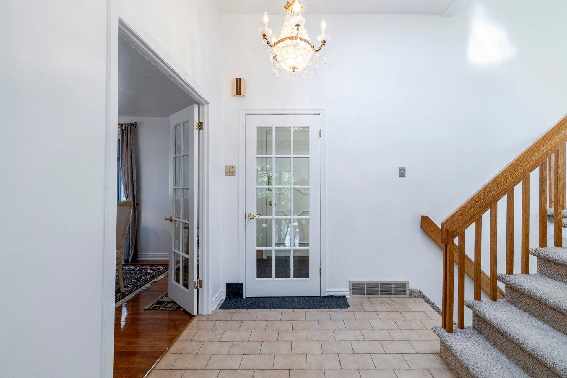 









53


Rue Chartres

,
Dollard-des-Ormeaux,




QC
H9A1J6

