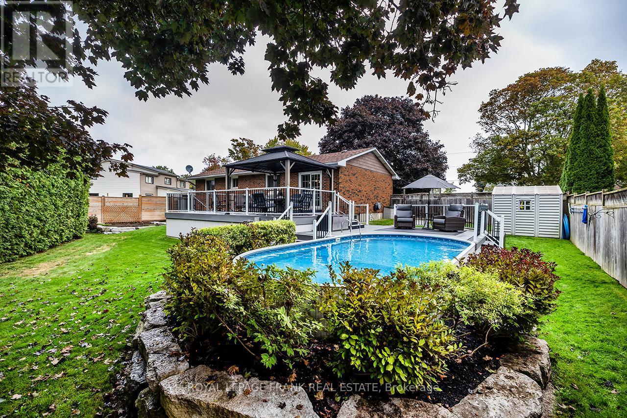












15102 OLD SIMCOE ROAD

,
Scugog (Port Perry),




Ontario
L9L1K5

