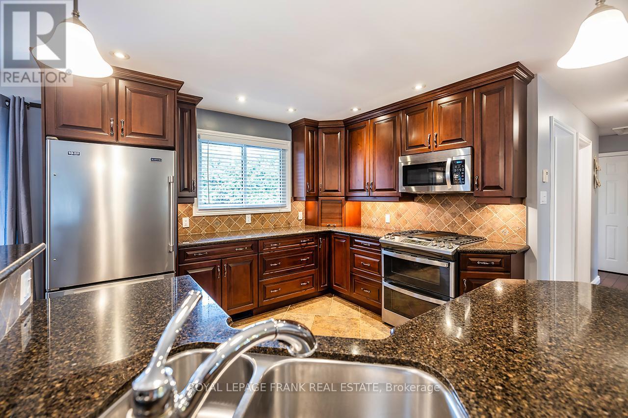 












15102 OLD SIMCOE ROAD

,
Scugog (Port Perry),




Ontario
L9L1K5

