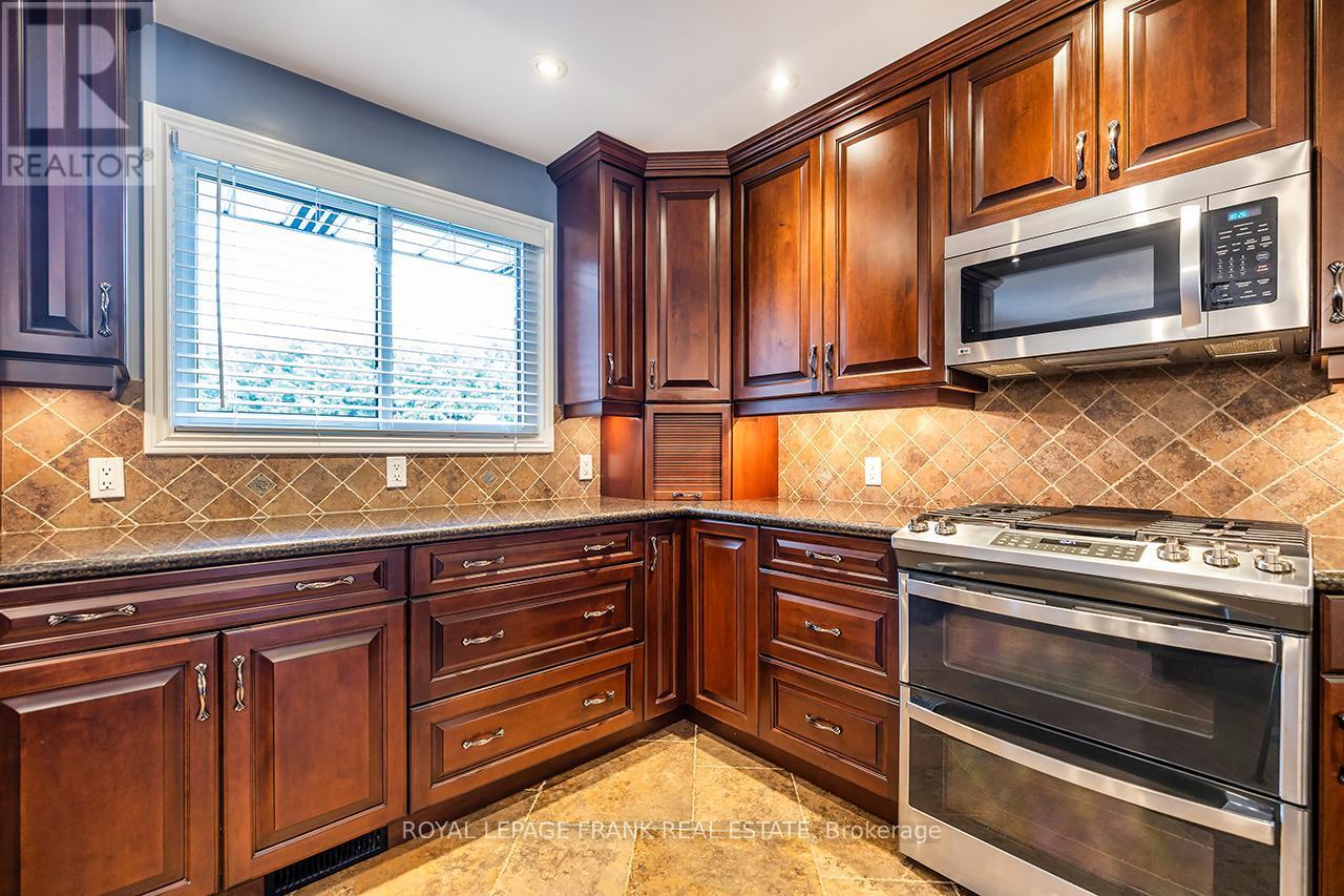 












15102 OLD SIMCOE ROAD

,
Scugog (Port Perry),




Ontario
L9L1K5

